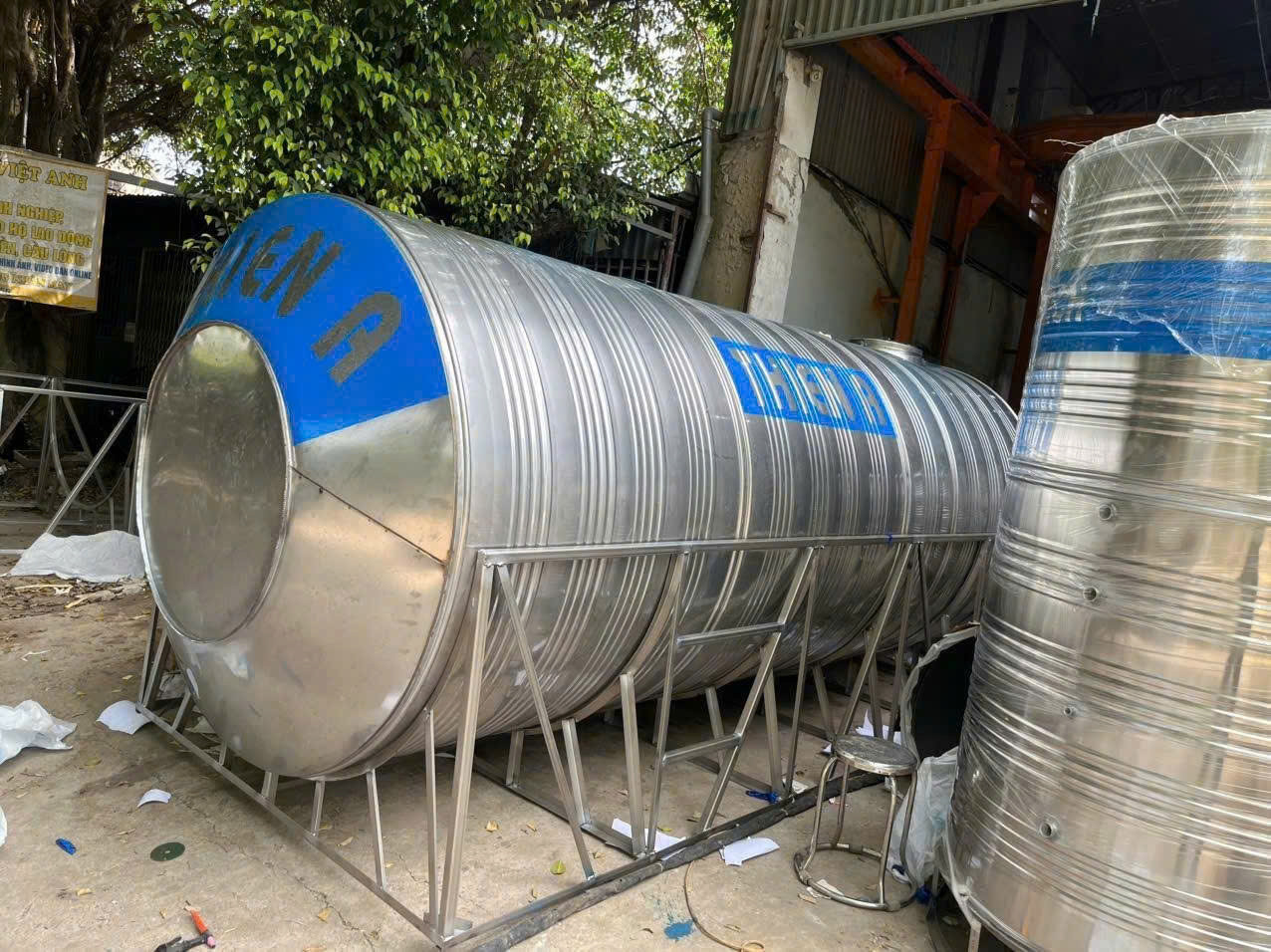 Địa chỉ cung cấp bồn nước inox đặt nổi tại đồng nai