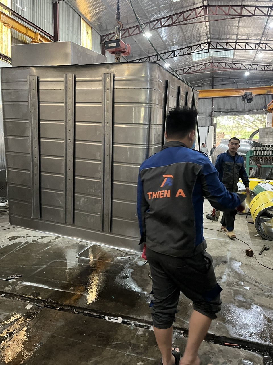 Bể nước ngầm inox có tốt không? Ưu điểm, tuổi thọ và kinh nghiệm lựa chọn