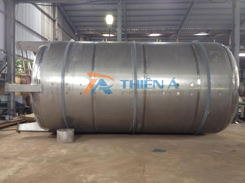 xuong-san-xuat-bon-be-inox-cong-nghiep-2