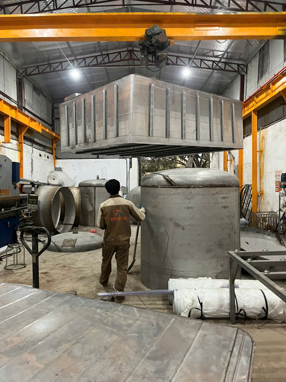 Cần Chuẩn Bị Gì Trước Khi Đào Hố Lắp Đặt Bể Nước Ngầm?